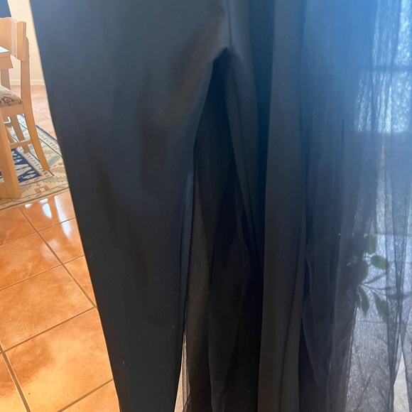 Lia Aram Stunning Jumpsuit - Picture 5 of 8